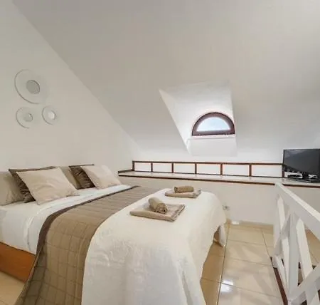 Santiago Flat - Duplex Апартаменти *